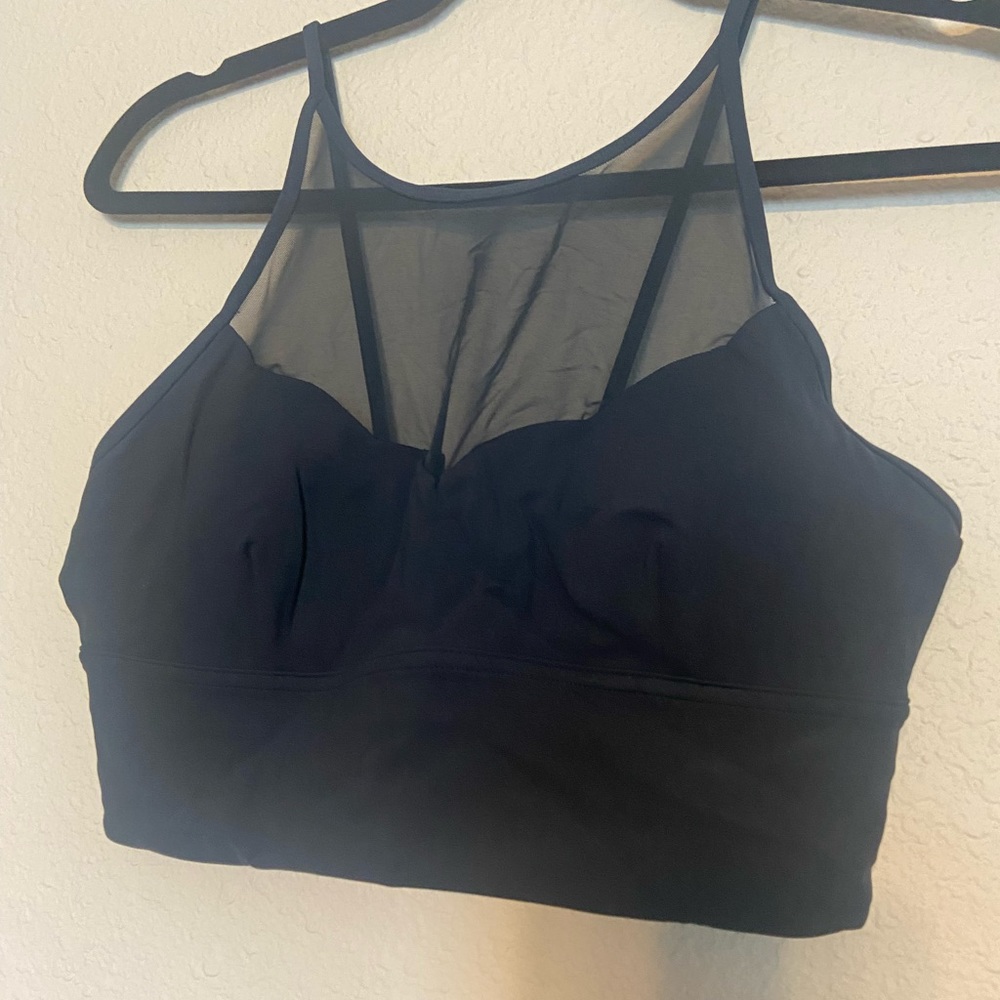 Lululemon bra - Picture 2 of 3